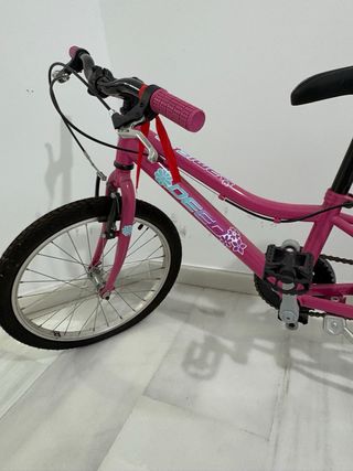 Bicicleta infantil rosa 5-8 años
