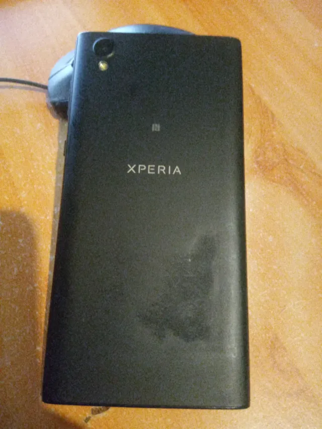 Sony Xperia Negro