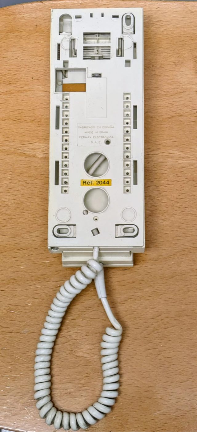 Telefono Porta Automatico FERMAX 2044