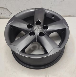Juego Llantas Originales de Nissan de 16 pulgadas