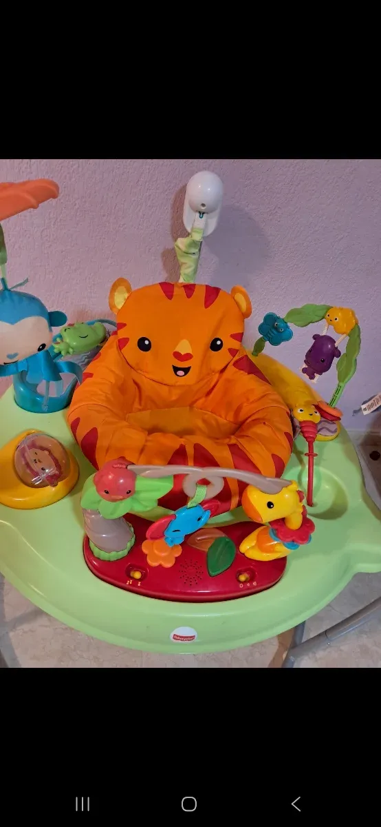 Saltador Fisher Price para bebé