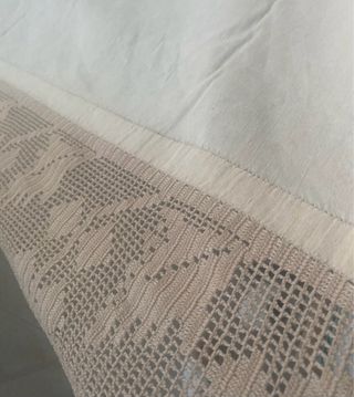 Copriletto antico lino ricamato