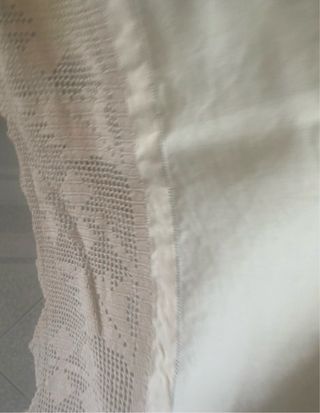 Copriletto antico lino ricamato