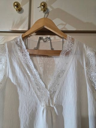 Blusa Boho Encaje y Plumas Blanca Talla M