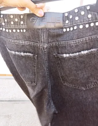 Jeans Gaelle neri con strass