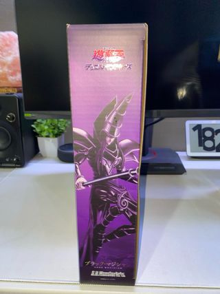 Yu-Gi-Oh! Dark Magician S.H.Figuarts Bandai