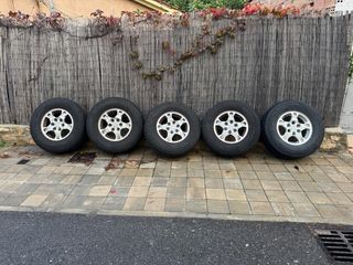 5 Ruedas Montero V60 16” y estriberas corto