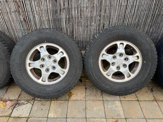5 Ruedas Montero V60 16” y estriberas corto