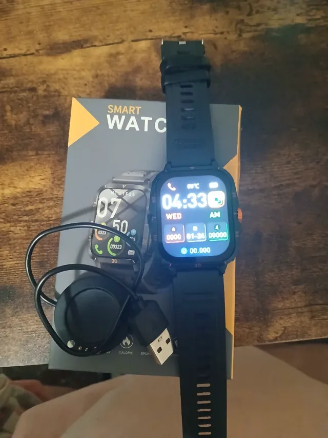 Smartwatch Negro y naranja con Cargador