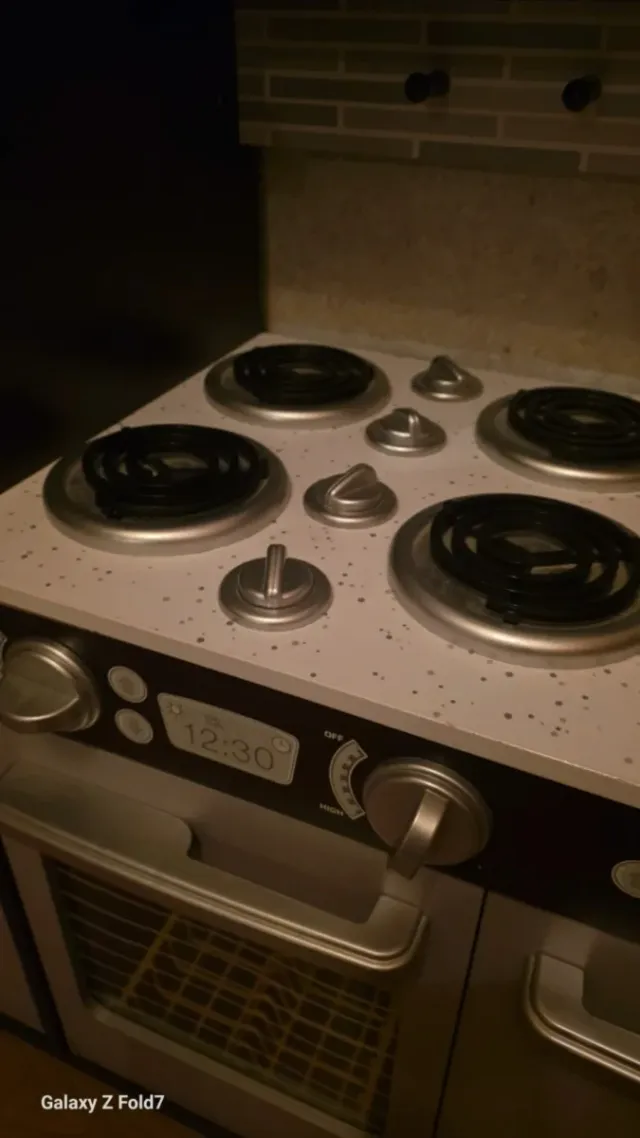 Cocina infantil de madera