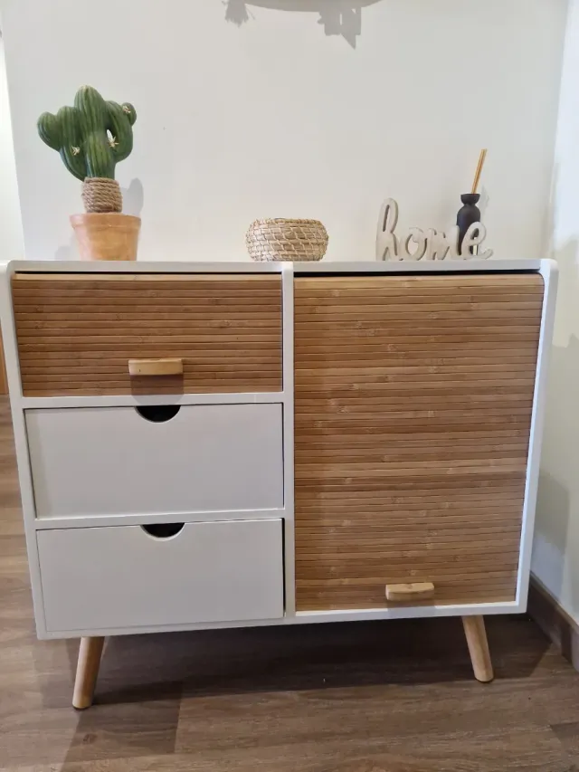 Mueble auxiliar bambú y madera
