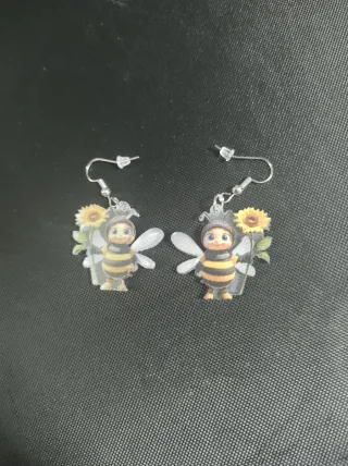 Pendientes Abejita