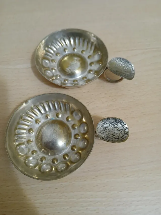 Bicchieri ,tastevin, da sommelier francesi