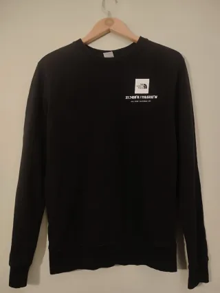 Sudadera The North Face Negra Coordenadas