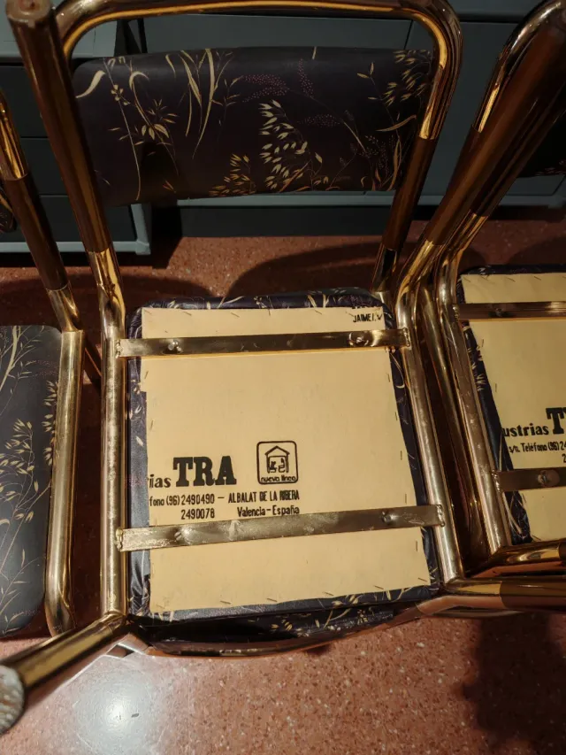 6 Sillas comedor hierro dorado y tapizadas