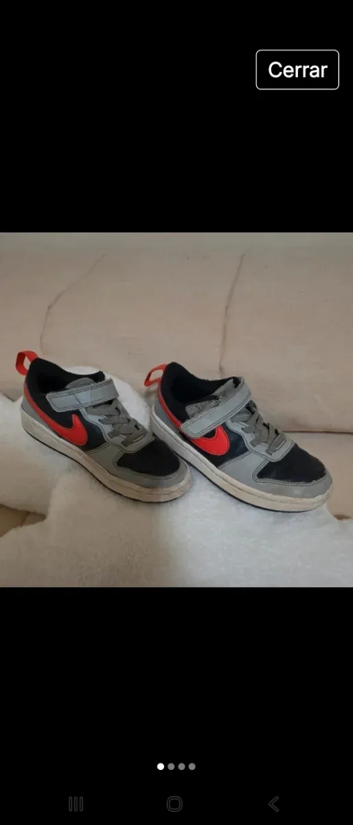 Deportivas niño Nike grises y rojas