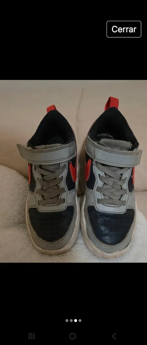 Deportivas niño Nike grises y rojas