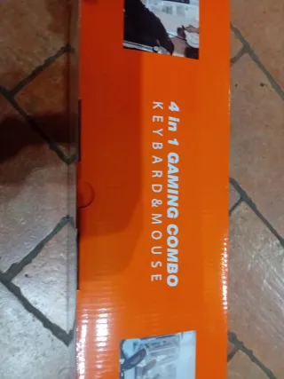 Gaming Foyu Tastiera  Mouse cuffie e tapperino