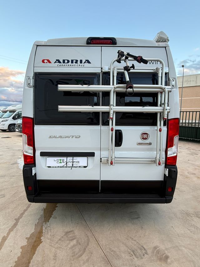 Camper de ocasión Adria Twin 600 SPB Plus