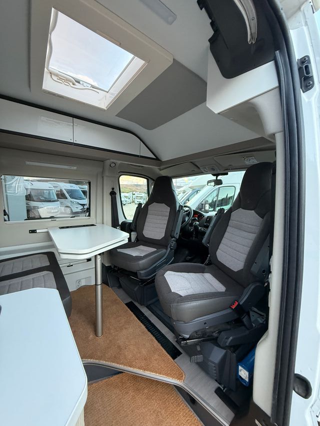 Camper de ocasión Adria Twin 600 SPB Plus