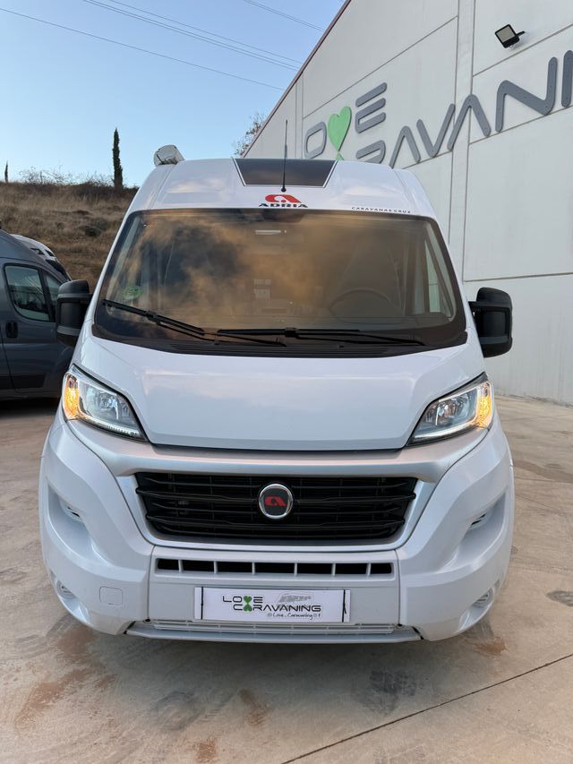 Camper de ocasión Adria Twin 600 SPB Plus