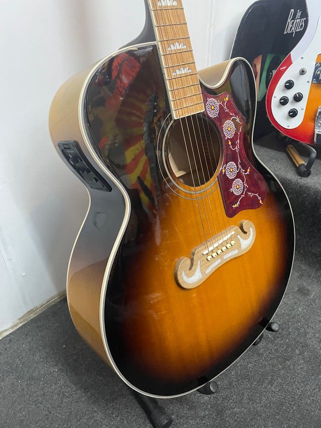 Epiphone J-200 EC Studio Guitarra Acústica