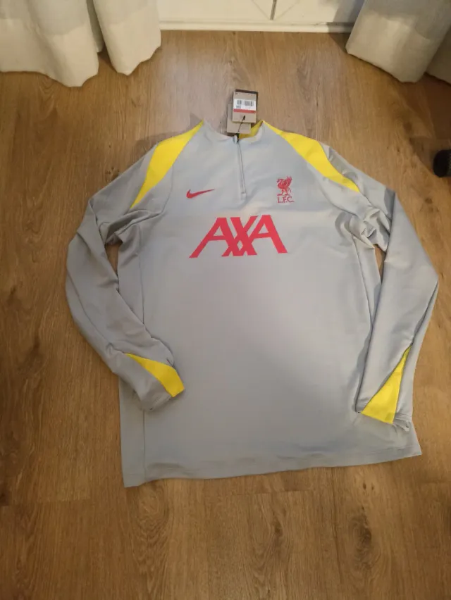 Sudadera Liverpool Nike Talla L Entrenamiento