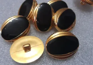 Lote 16 botones - 2 modelos