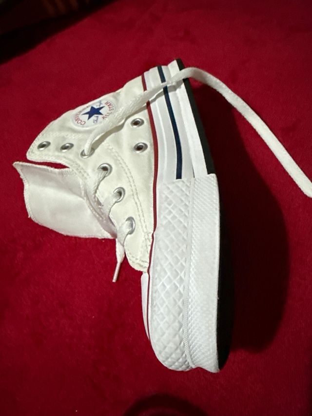 Zapatillas Converse Blancas y Rojas Niños tlla 32