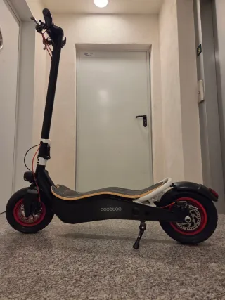 Patinete Eléctrico Cecotec Bongo Z