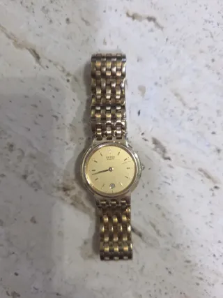 Reloj Seiko Dorado Elegante