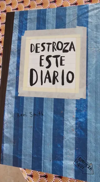 Destroza este diario. Elásticos