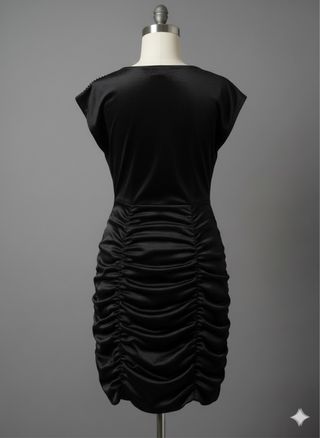 Mini Abito Nero Drappeggiato