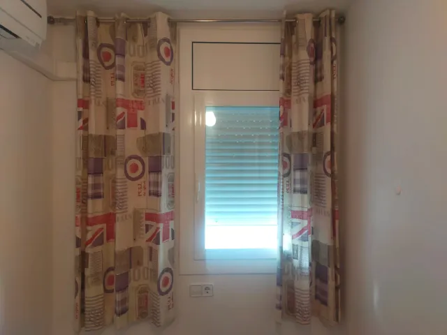 Oferta! Barra y cortinas