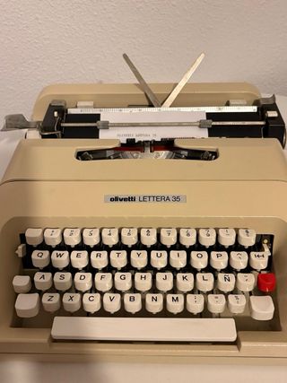 Olivetti Lettera 35