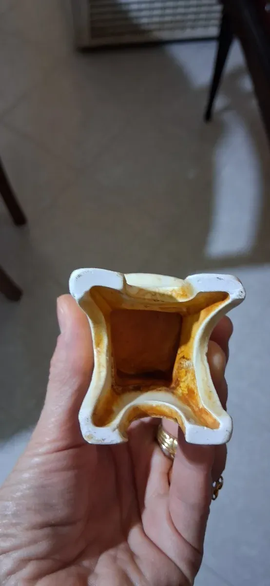 Soprammobile vintage sedia decorata