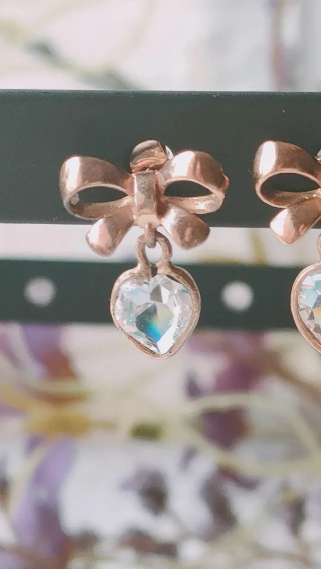 Pendientes Vintage Lazo y Corazón dorados