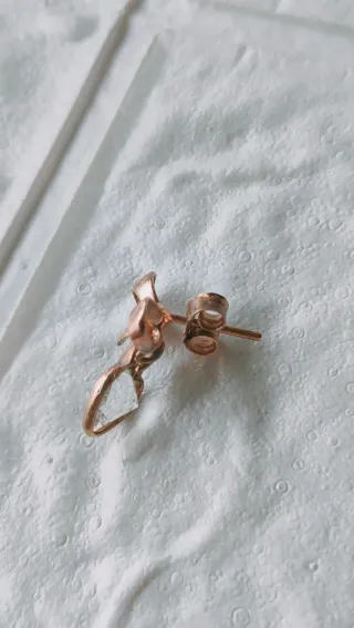 Pendientes Vintage Lazo y Corazón dorados