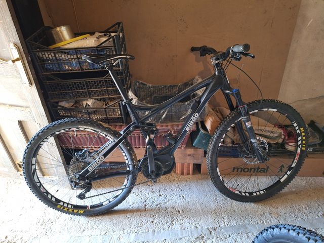 Bicicleta eléctrica montaña doble suspensión