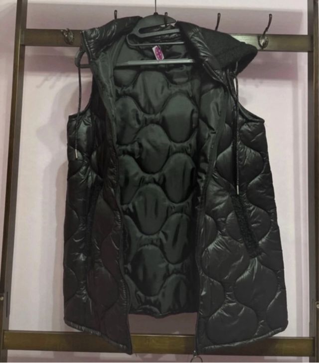 Chaleco acolchado negro