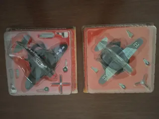 Maqueta avión metal