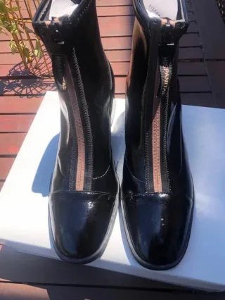 Botines Hispanitas Negros Charol Cremallera