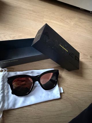 Gafas de sol Hawkers negras y rosas