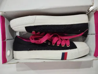 Zapatillas negras y rosas Talla 39