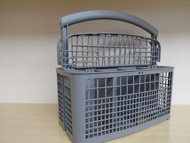 Cestillo para lavavajillas gris