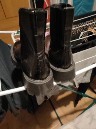 Stivaletti ZARA neri unisex taglia 42