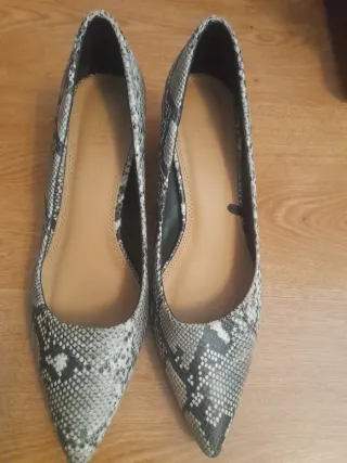 Calzado del 38 tacón ancho