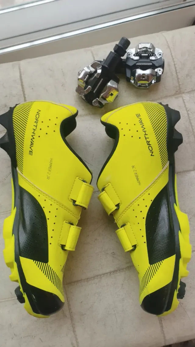 Zapatillas  Northwave Hammer 2 JR y pedales SPD