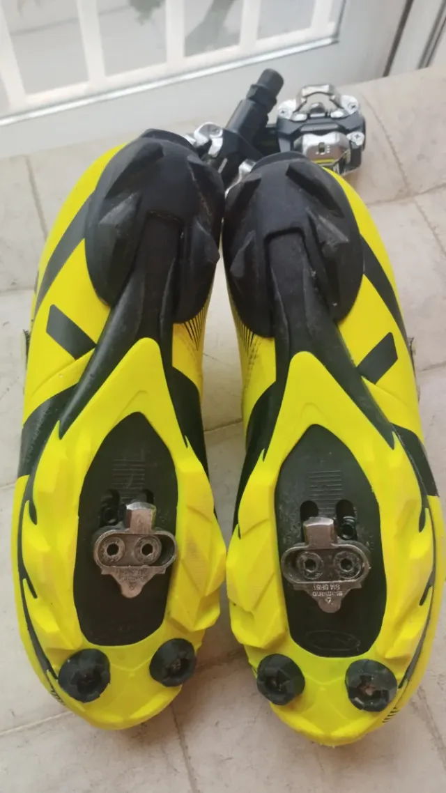 Zapatillas  Northwave Hammer 2 JR y pedales SPD