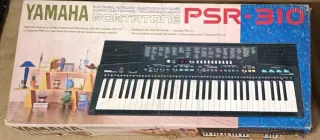 Yamaha PSR-310 con MIDI y soporte